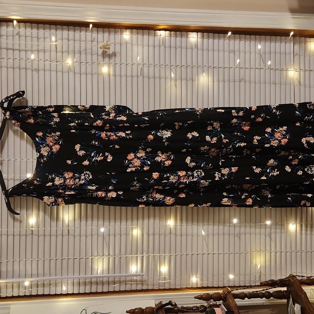 New with tag tiered maxi dress